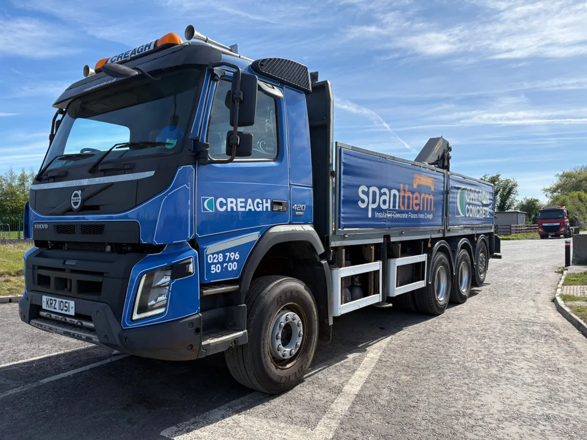 Volvo FMX Tridem Palfinger - Image 3