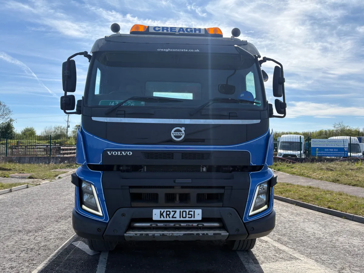 Volvo FMX Tridem Palfinger - Image 2