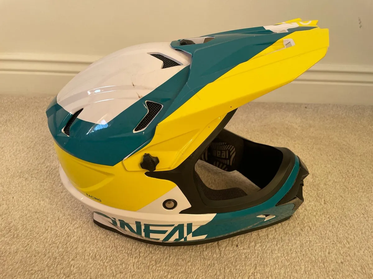 O’Neal Mountain Bike Helmet Full Face - Image 3