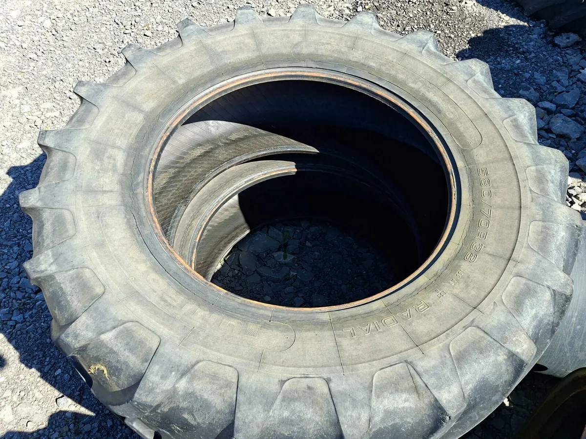 520-70-38 tyres - Image 2