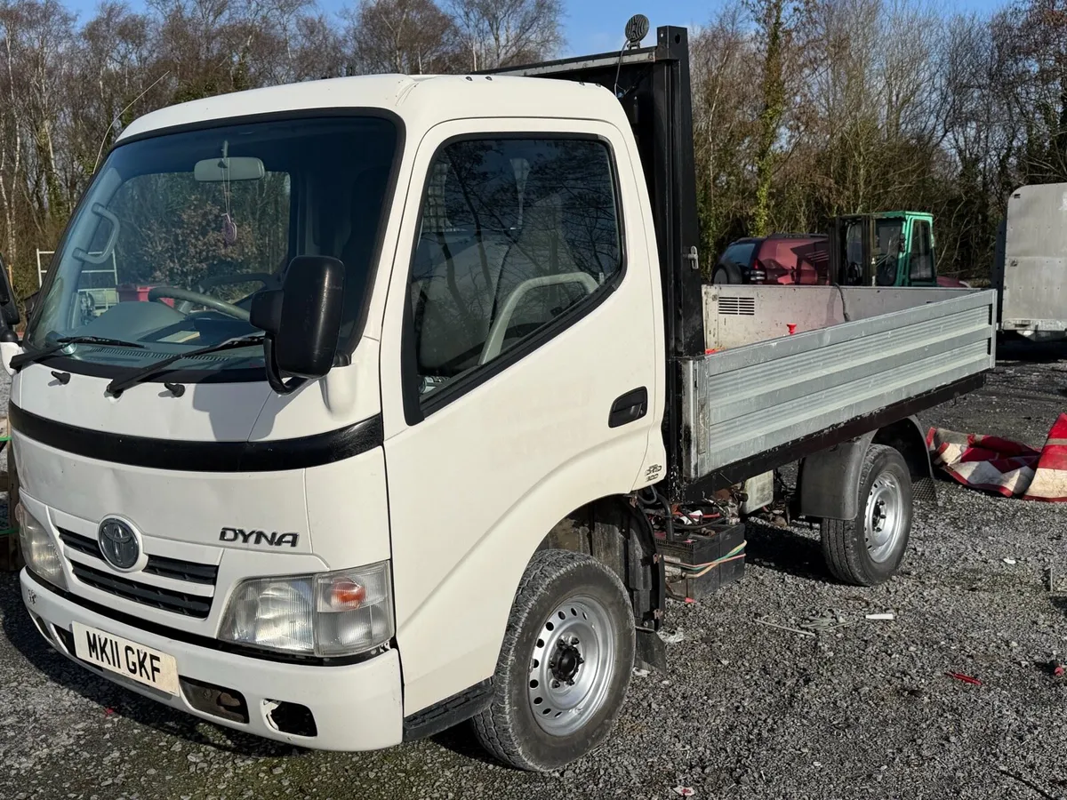2011 Toyota Dyna - Image 1