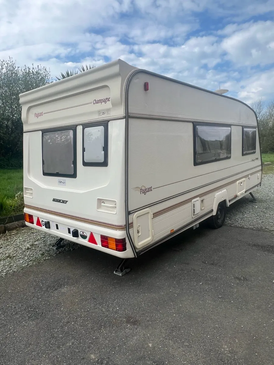 Bailey Pageant Caravan - Image 2