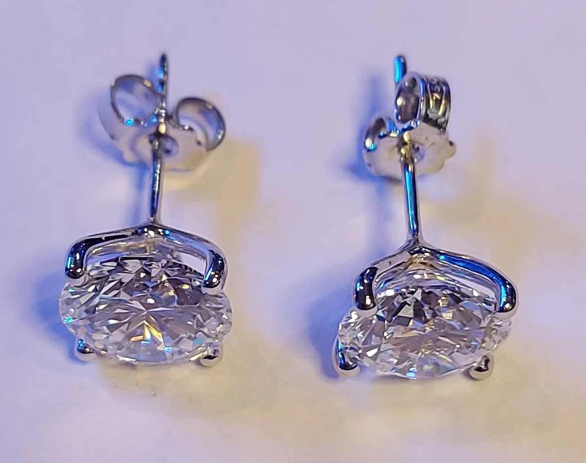 18k Gold earring 4ct Lab-Grown Diamonds IGI cert - Image 4