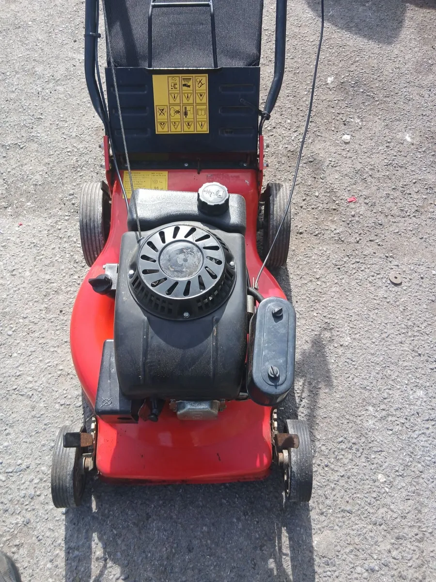 Push lawnmower read about add 50e - Image 2