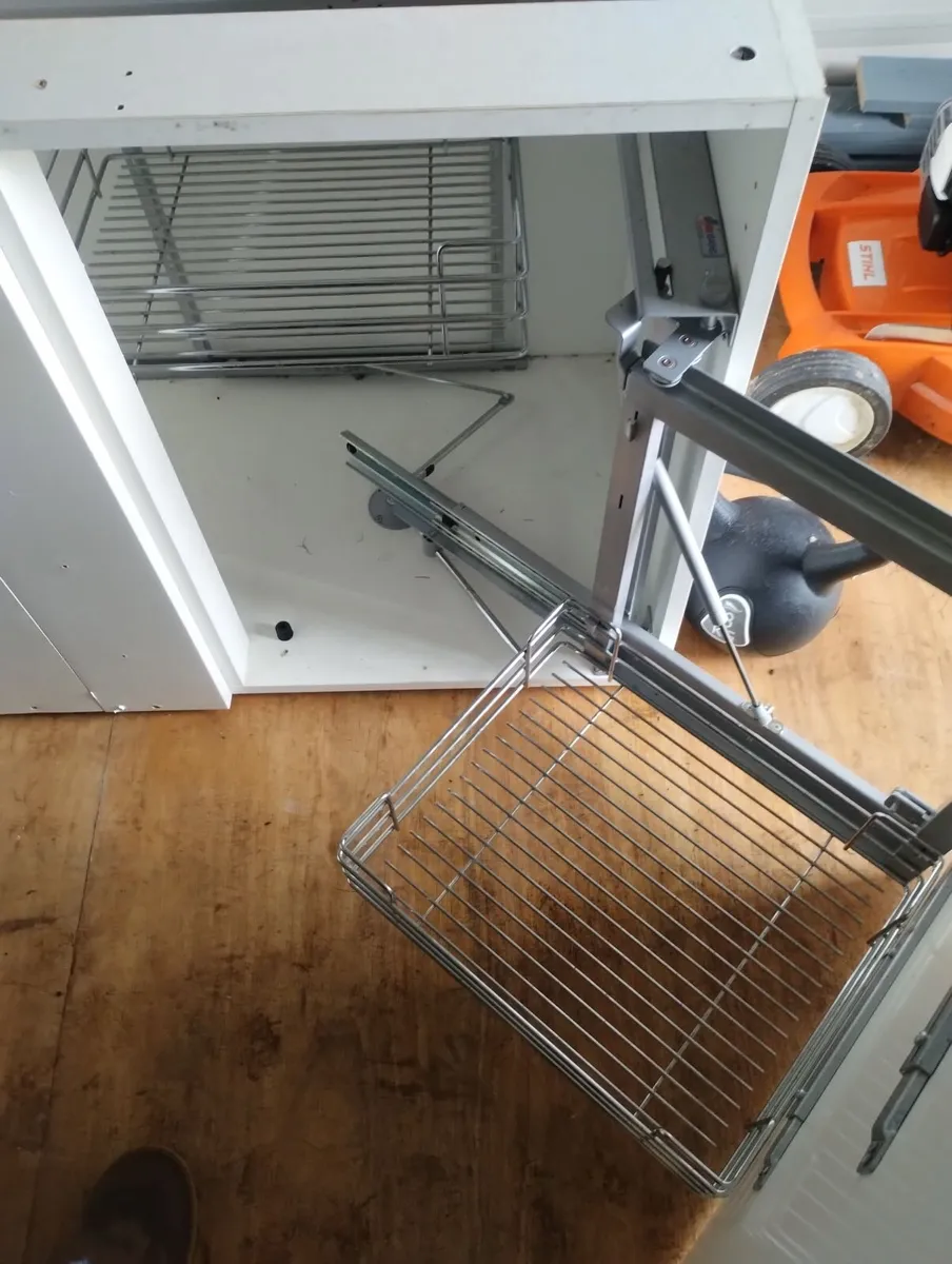 Kitchen unit - Image 1