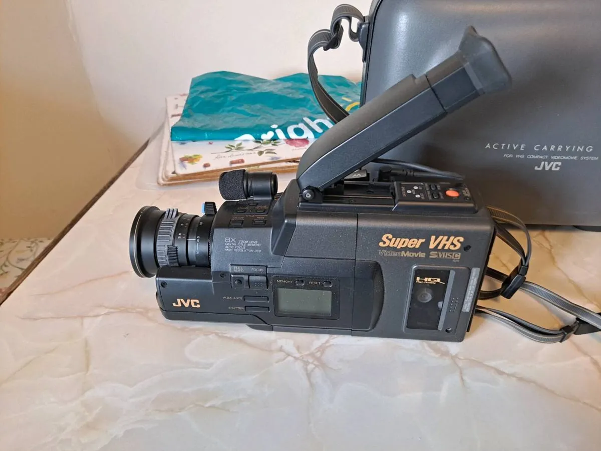 JVC Camcorder - Image 2