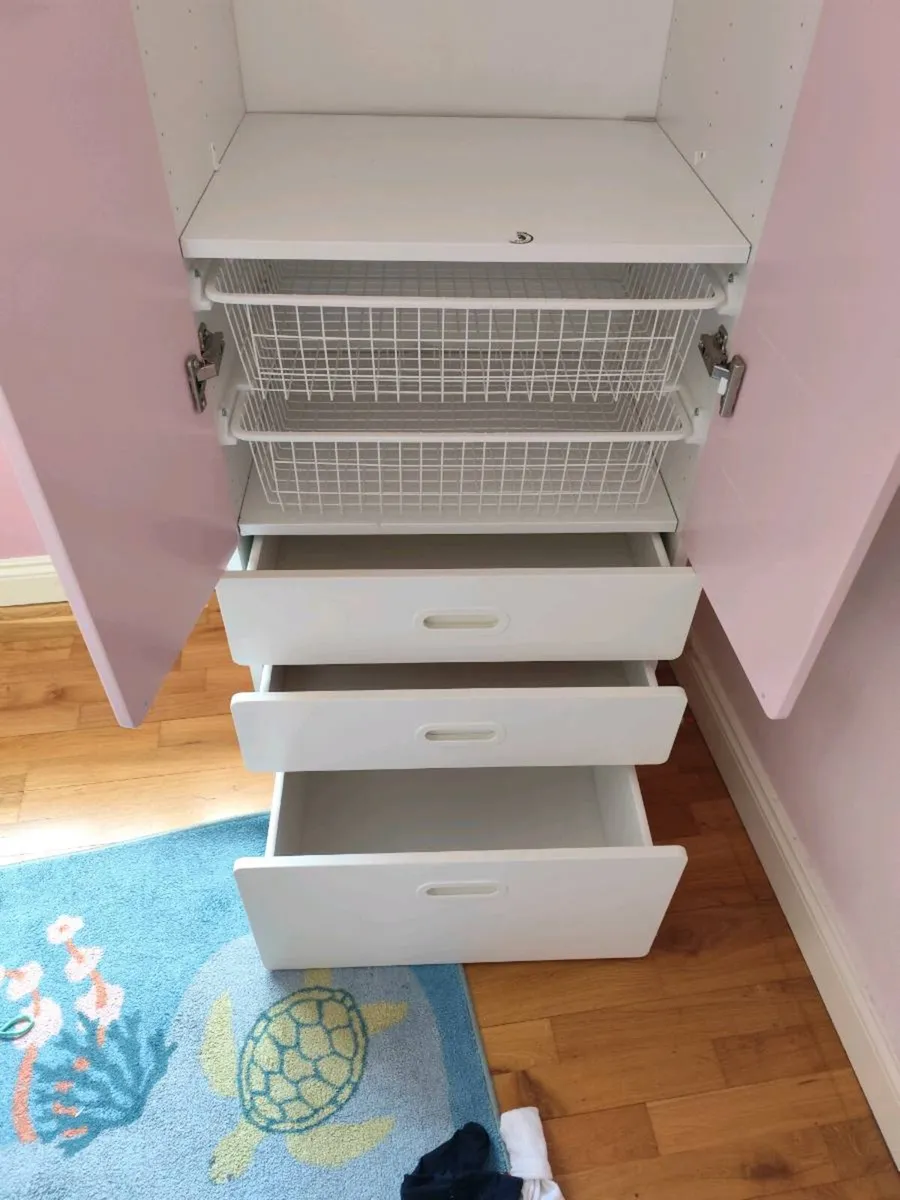 Ikea girls bedroom set - Image 3