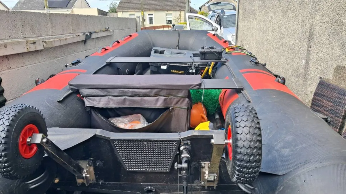 Boatworld 365. - Image 2