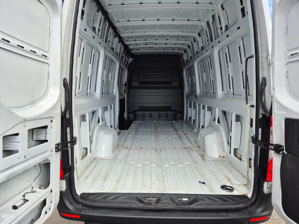 2023 Mercedes Sprinter Lwb 315 - Image 3