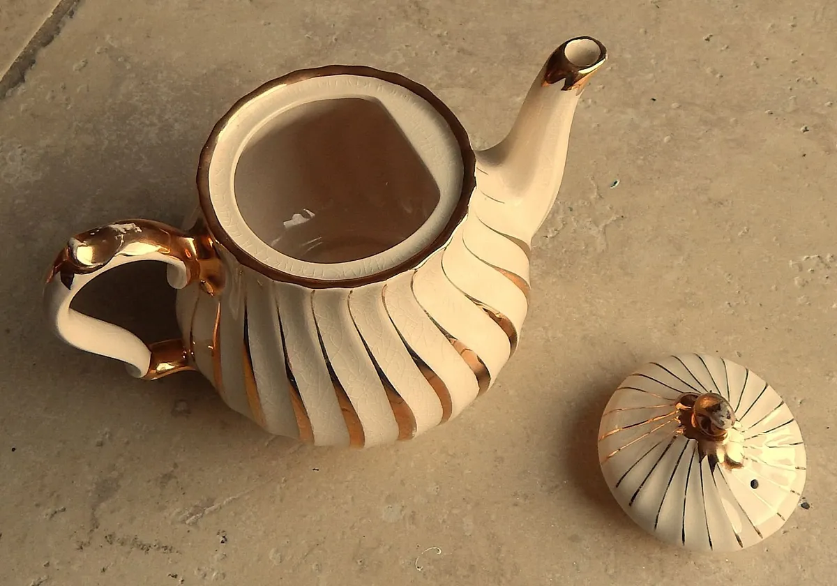 Vintage Sadler Pottery Large Tankard & Teapot - Image 2