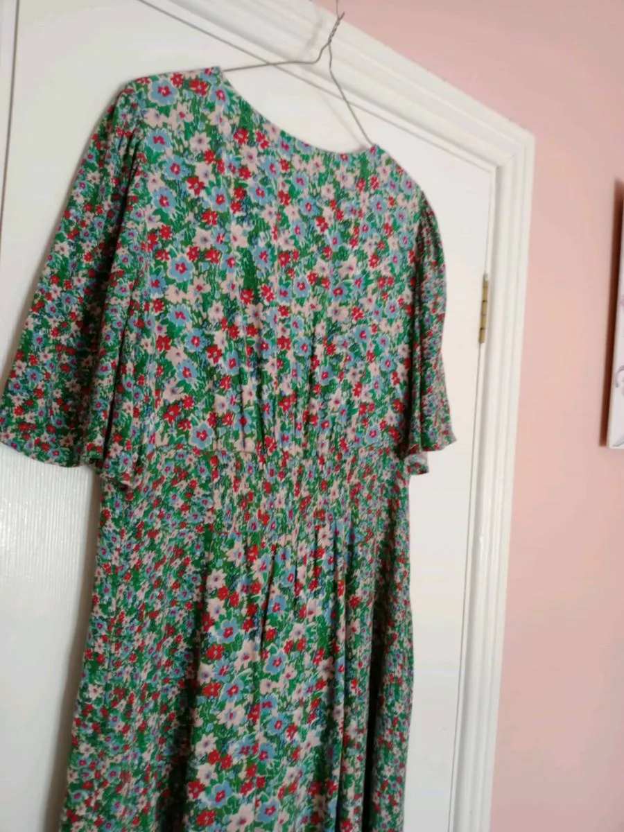 DRESS/FREE Postage - Image 4