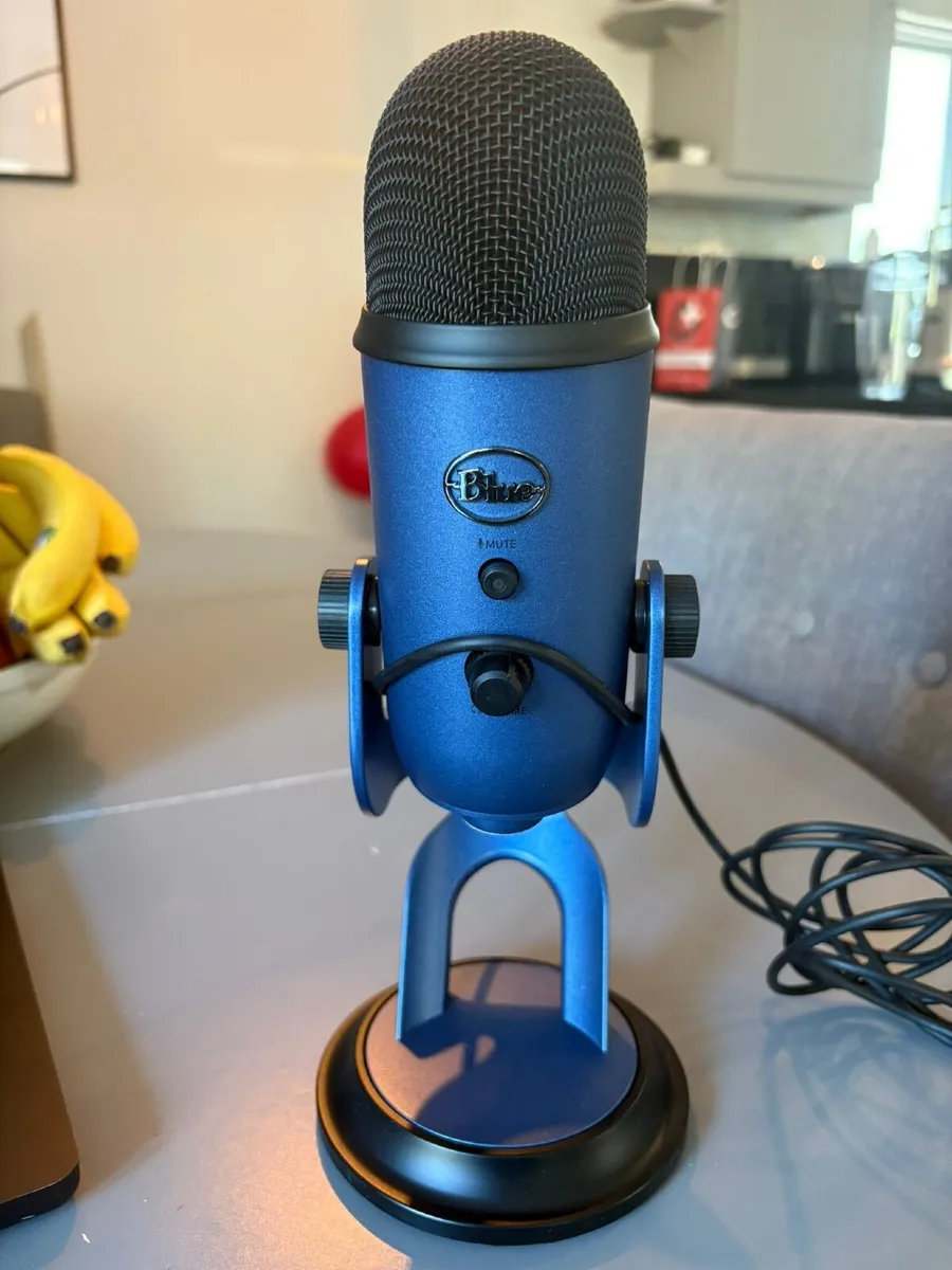Logitech Yeti Blue Mic - Image 1