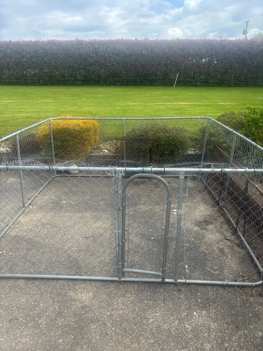 3m Galvanised Dog Pen - Image 1