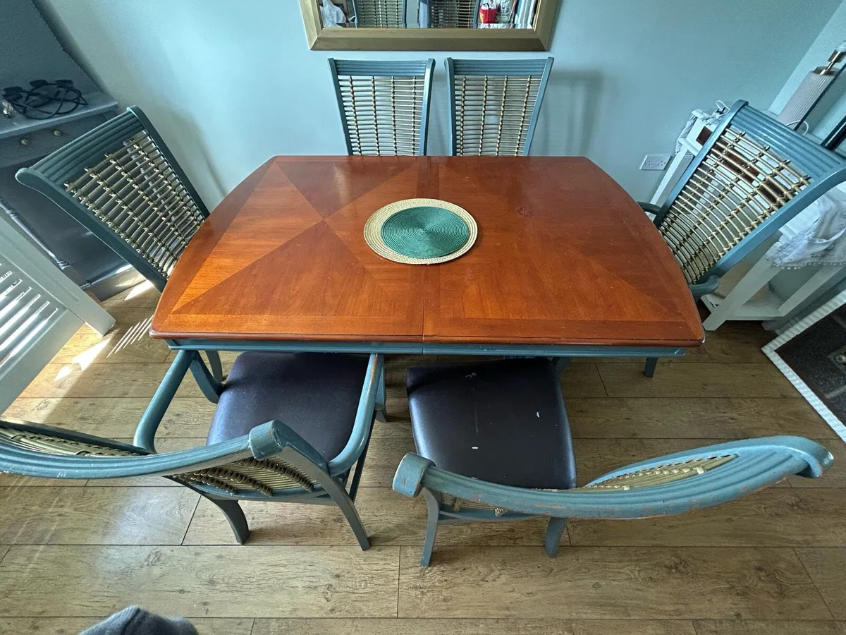 Kitchen table & 6 chairs - Image 2