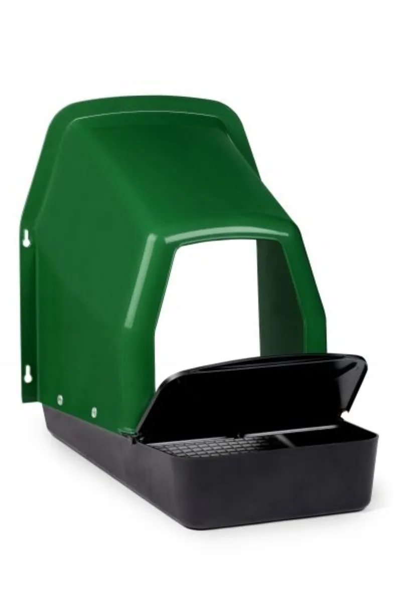 Rollaway Steel Nest Boxes - Image 1