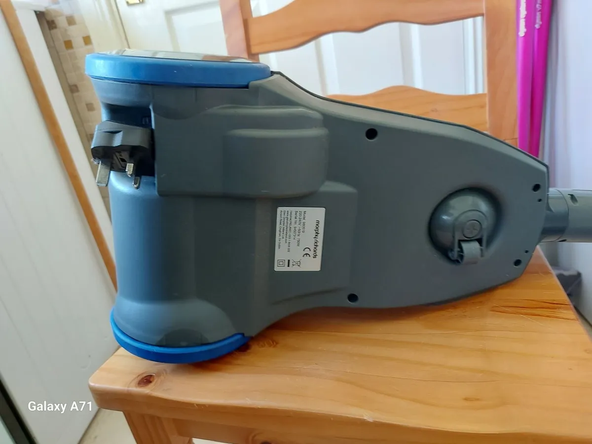 Morphy Richards single Cyclone Vacuum Cleaner, Mod - Image 3
