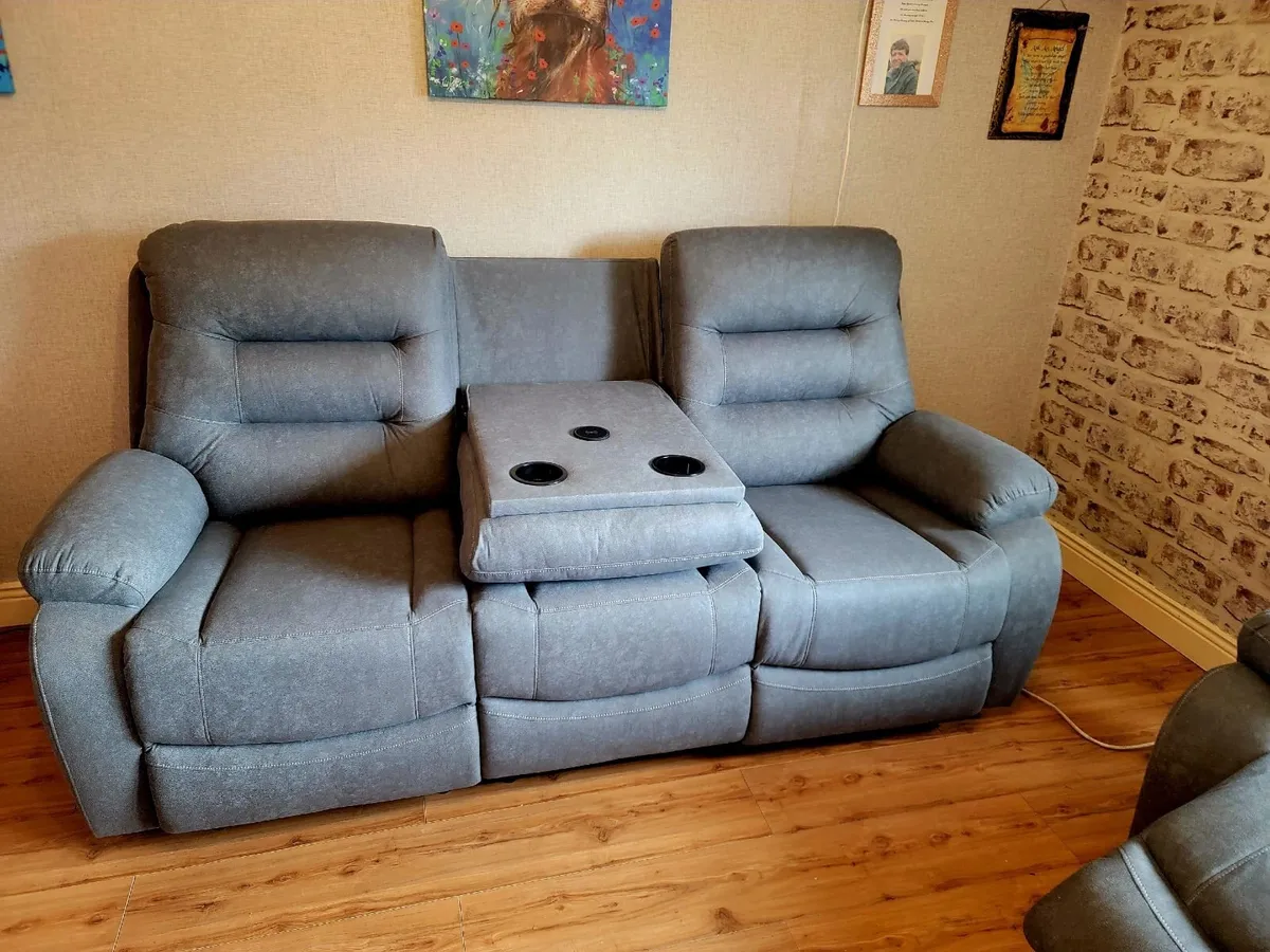 3 plus 2 ashford grey recliners NEW - Image 4
