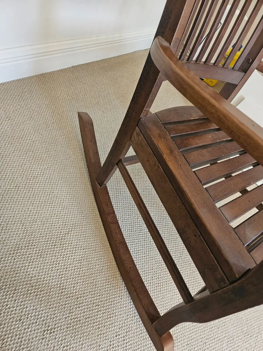Solid wood rocking chair - Image 4
