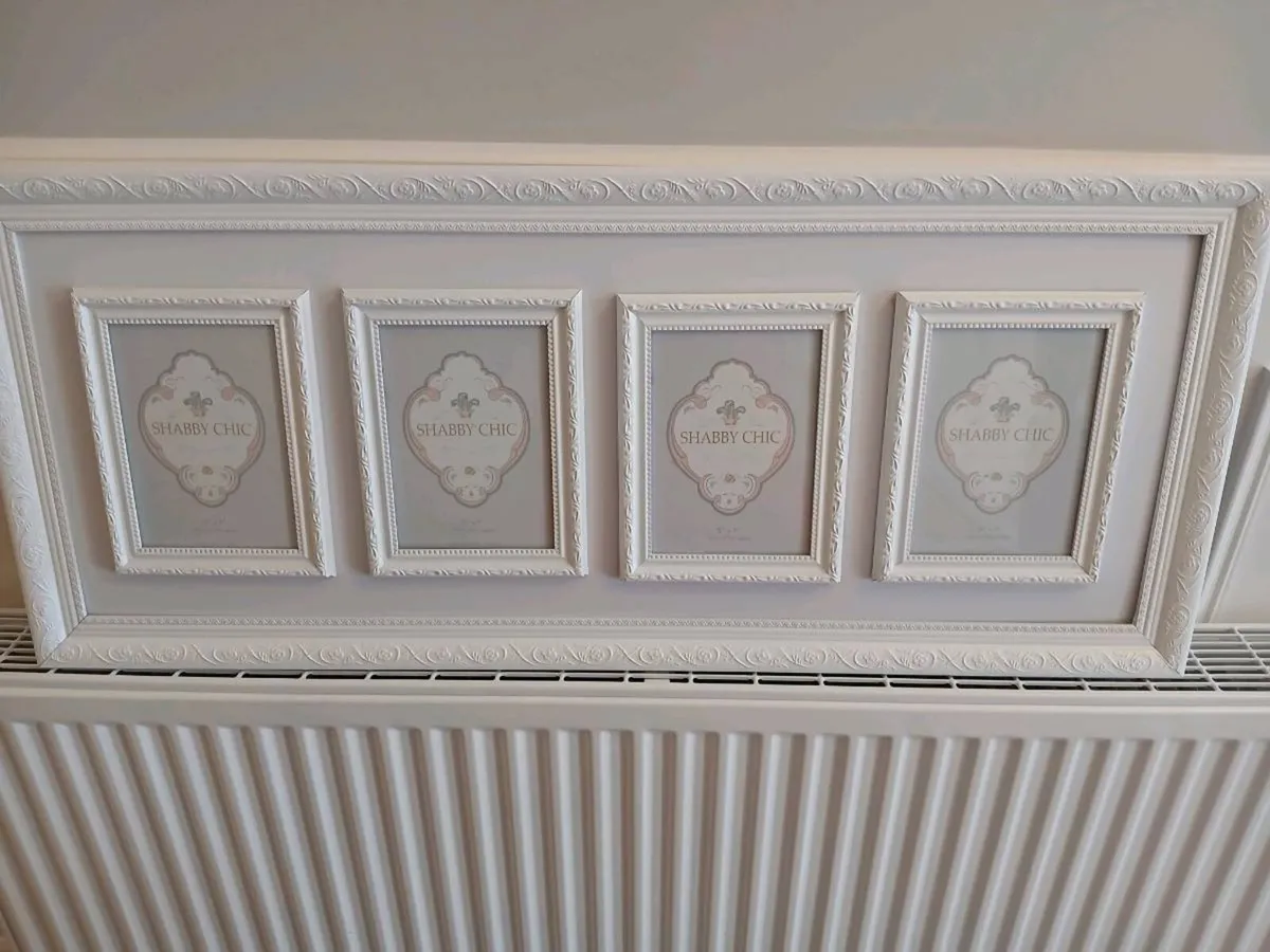 Shabby chic wall hanging photo frame - Image 1