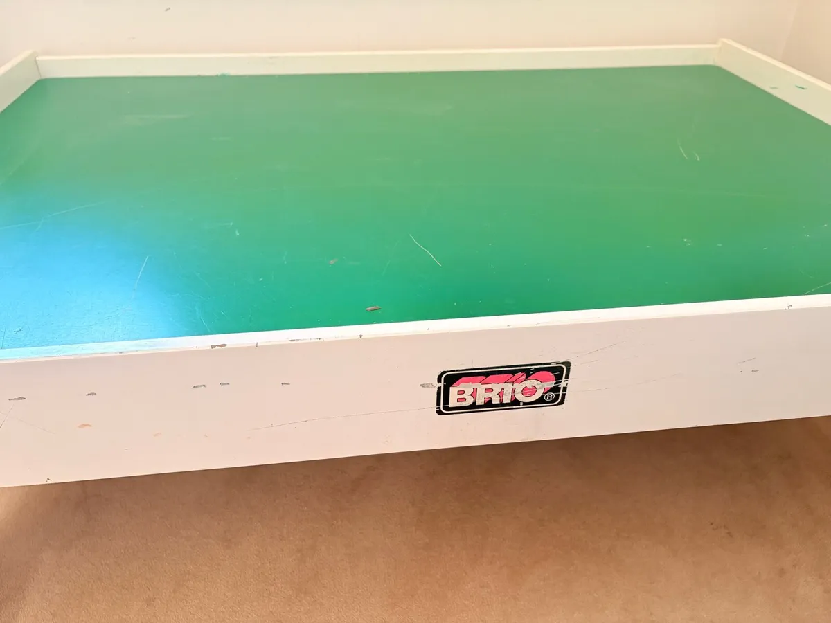 Brio Lego table - Image 4