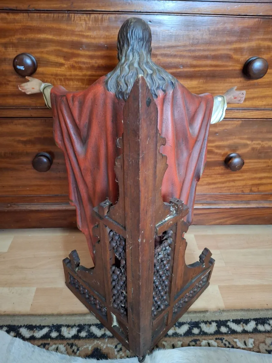 Holy statues - Image 2