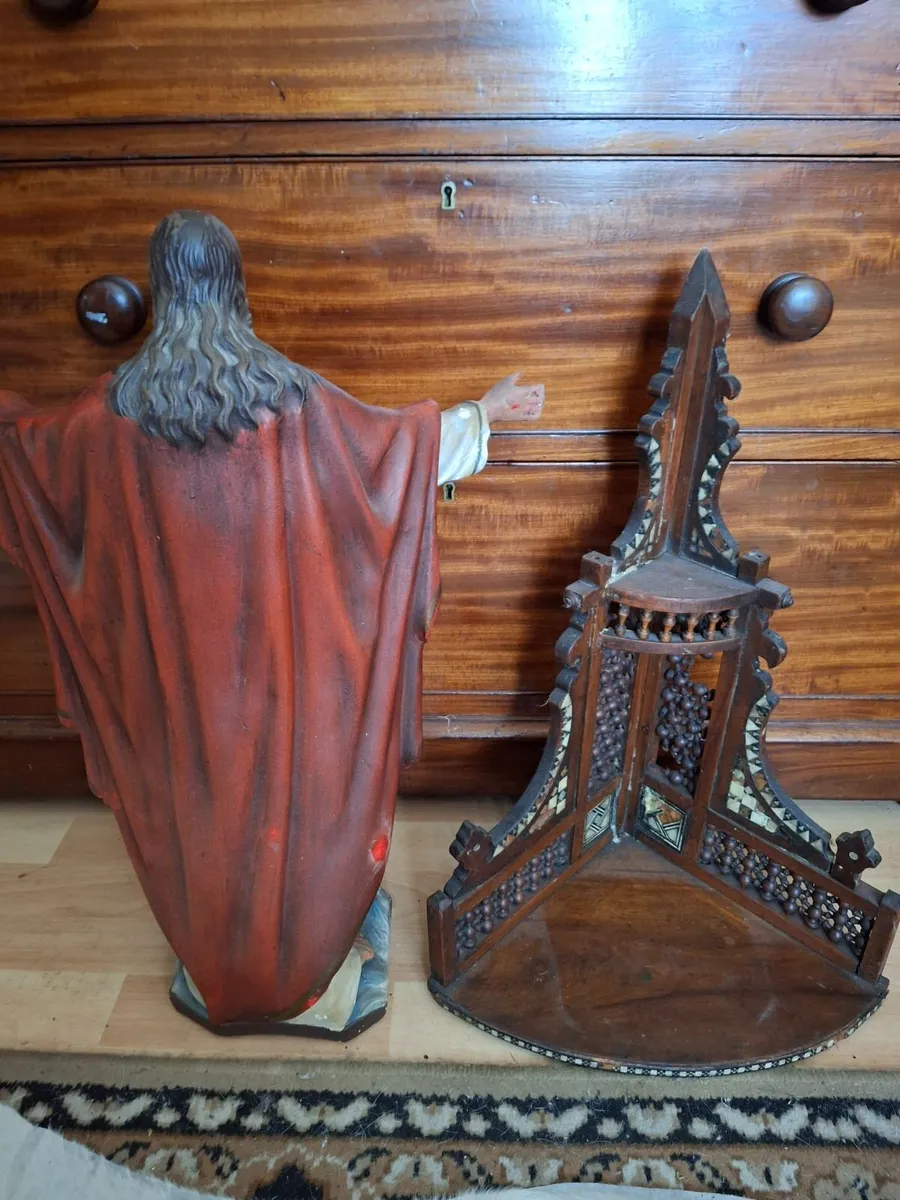 Holy statues - Image 4