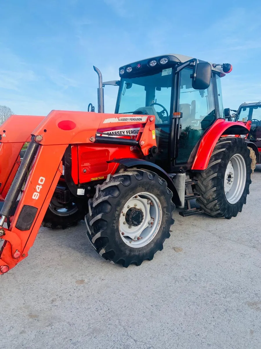 Massey Ferguson 5455 - Image 1