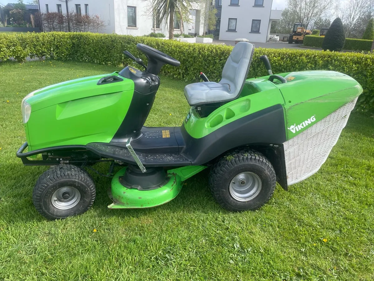 Ride on lawnmower - Image 2