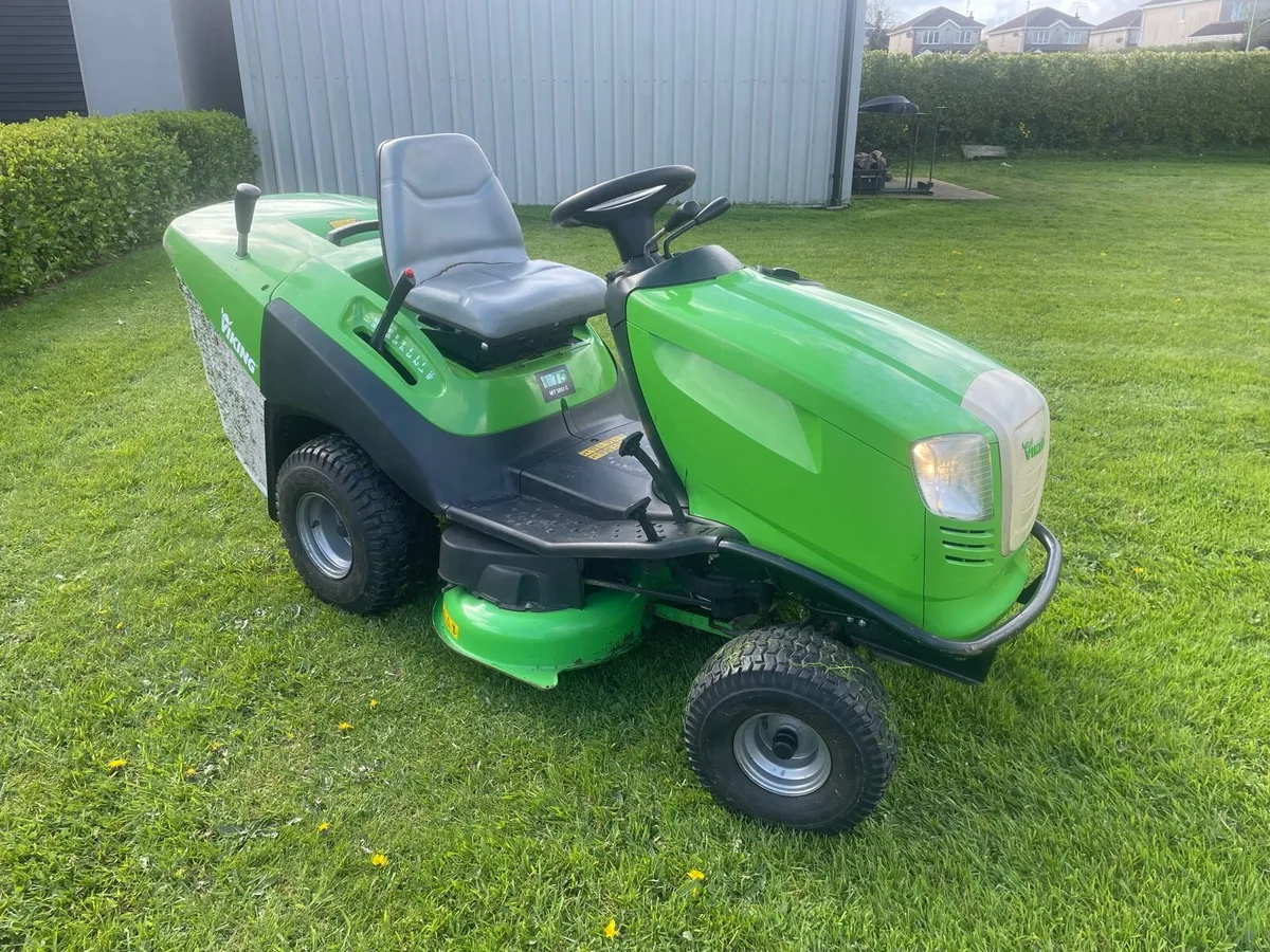 Ride on lawnmower - Image 3