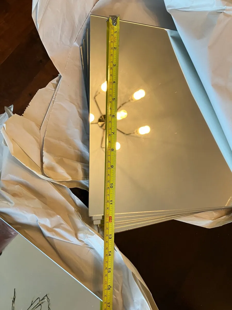 11 Mirrors, 30cm square - Image 2