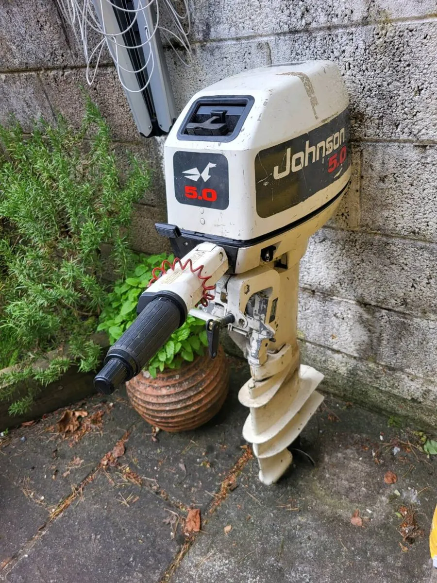 Johnson 5 HP 2 stroke out board engine - Image 1
