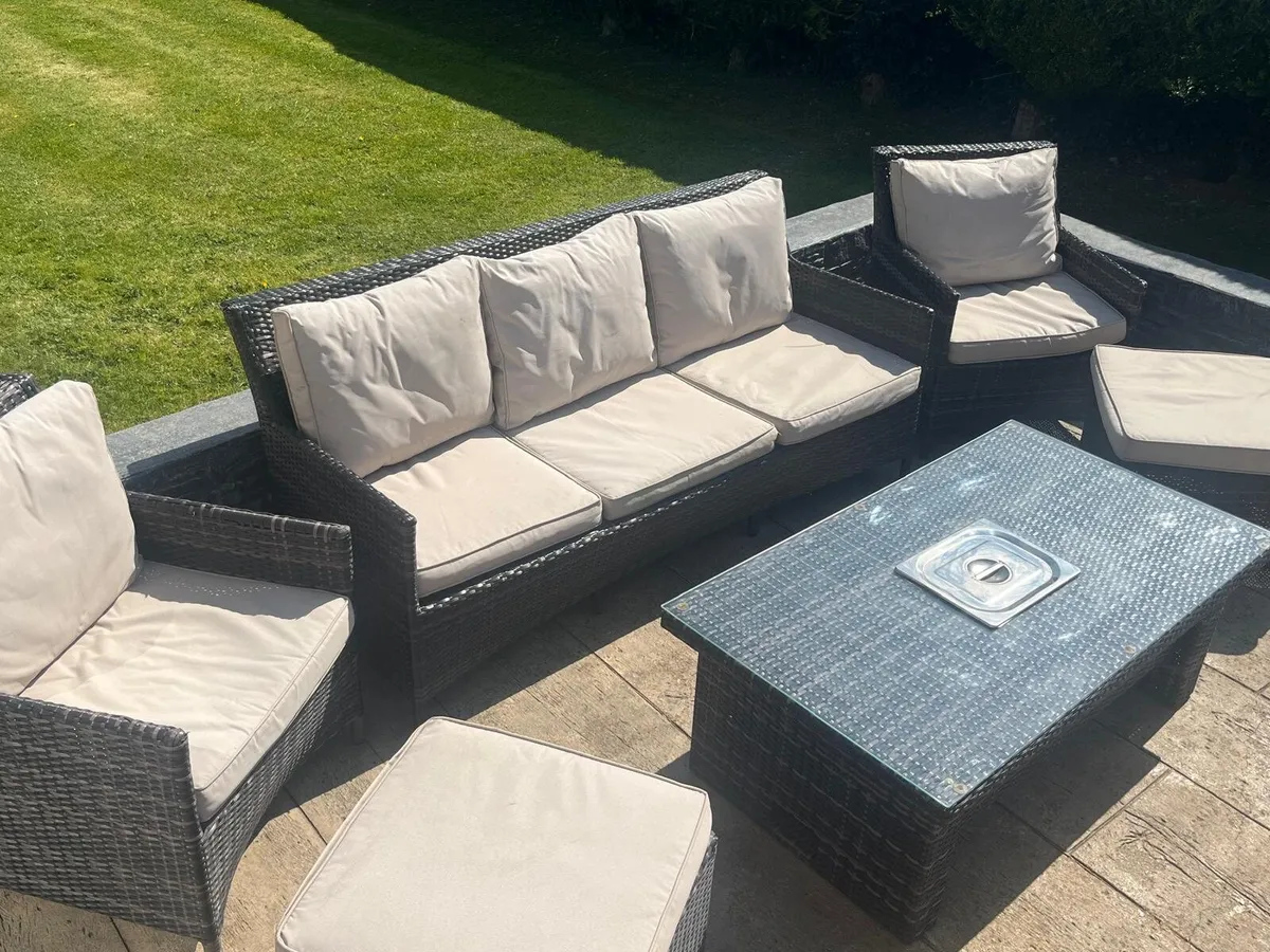 Garden Furniture - Image 1