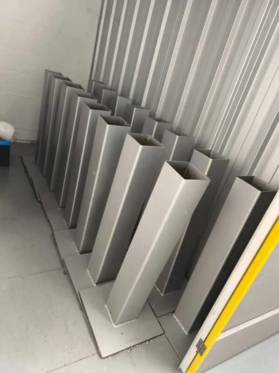 Steel bases - Image 2