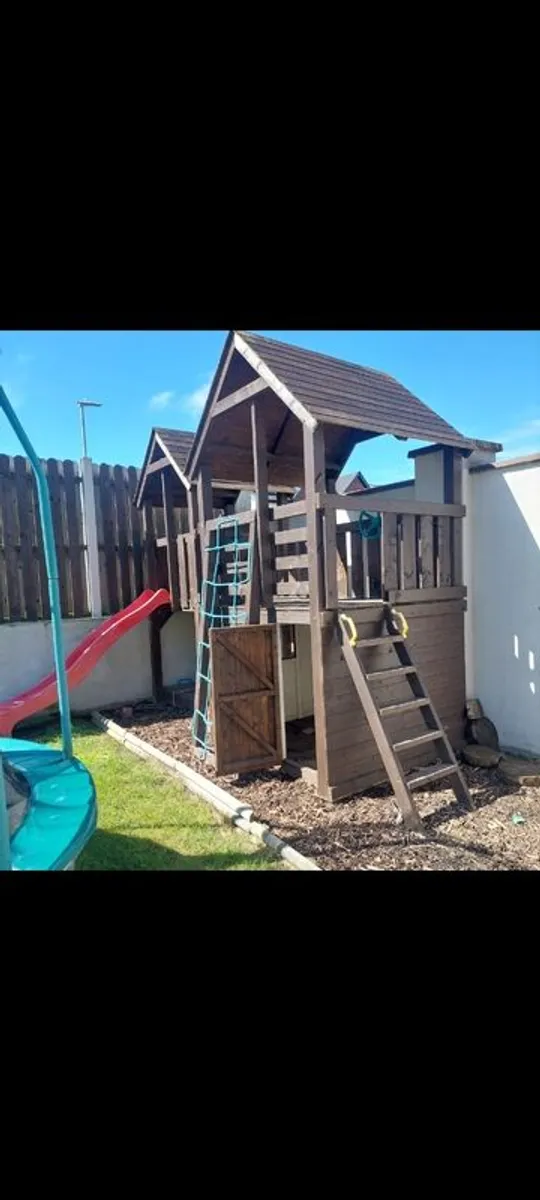 Wooden playhouse - Image 3