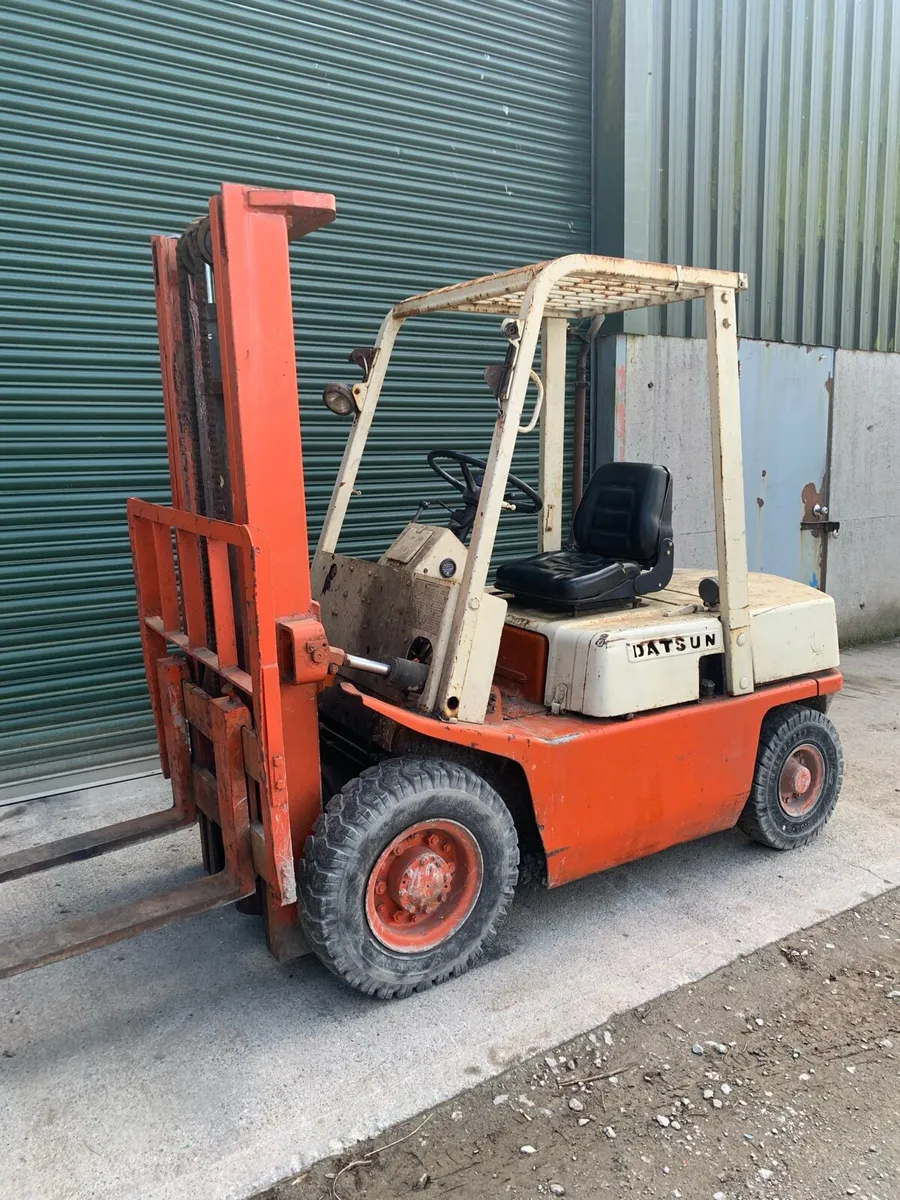 Datsun forklift - Image 1