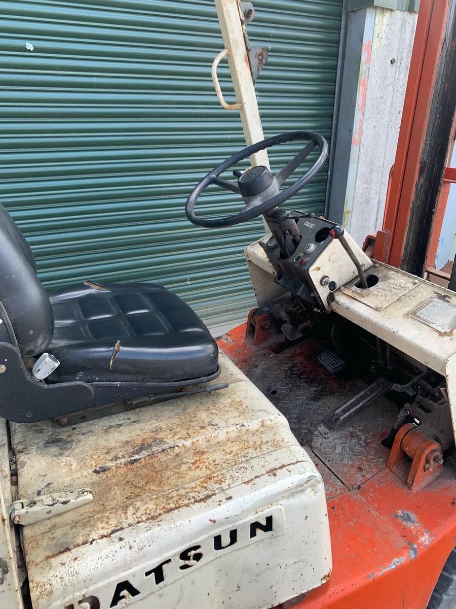 Datsun forklift - Image 3