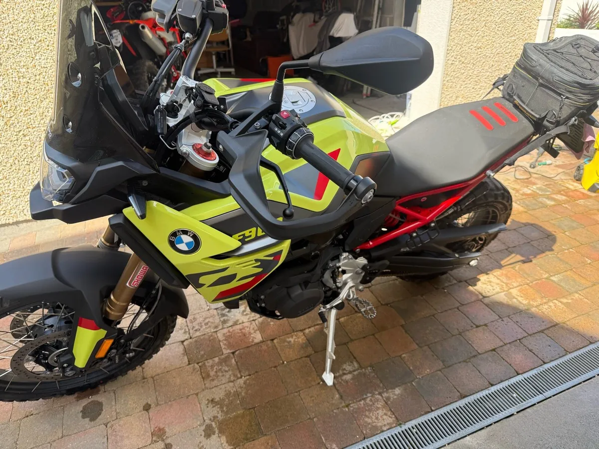 BMW F900GS Enduro - Image 2