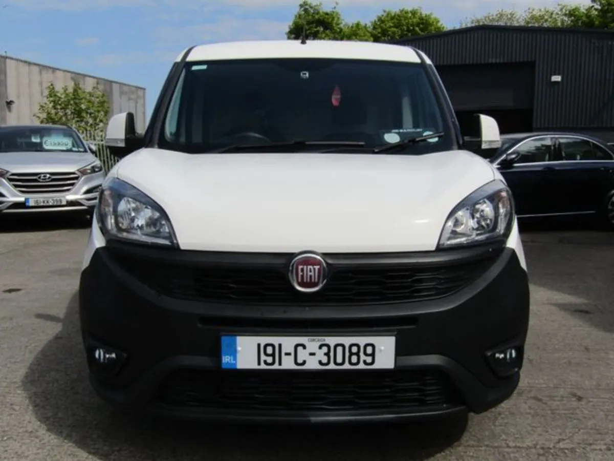 Fiat Doblo Cargo SWB SX 1.3 95HP Mjii E6 - Image 3