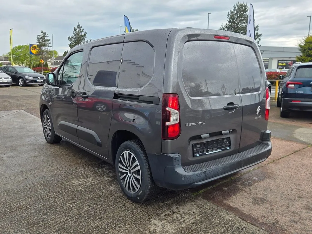 Citroen Berlingo 1000 ENTERPRISE M BLUEHDI - Image 2