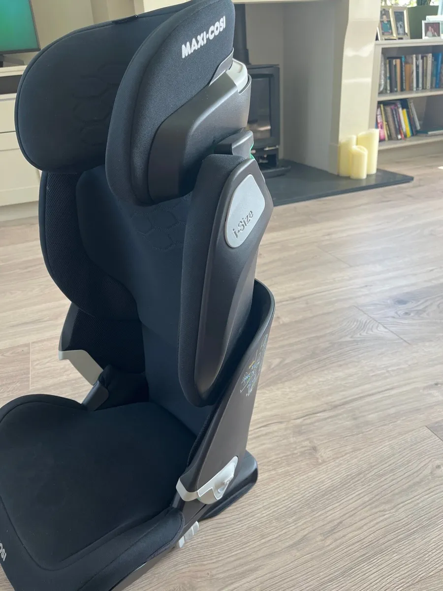 Maxi cosi car seat - Image 2