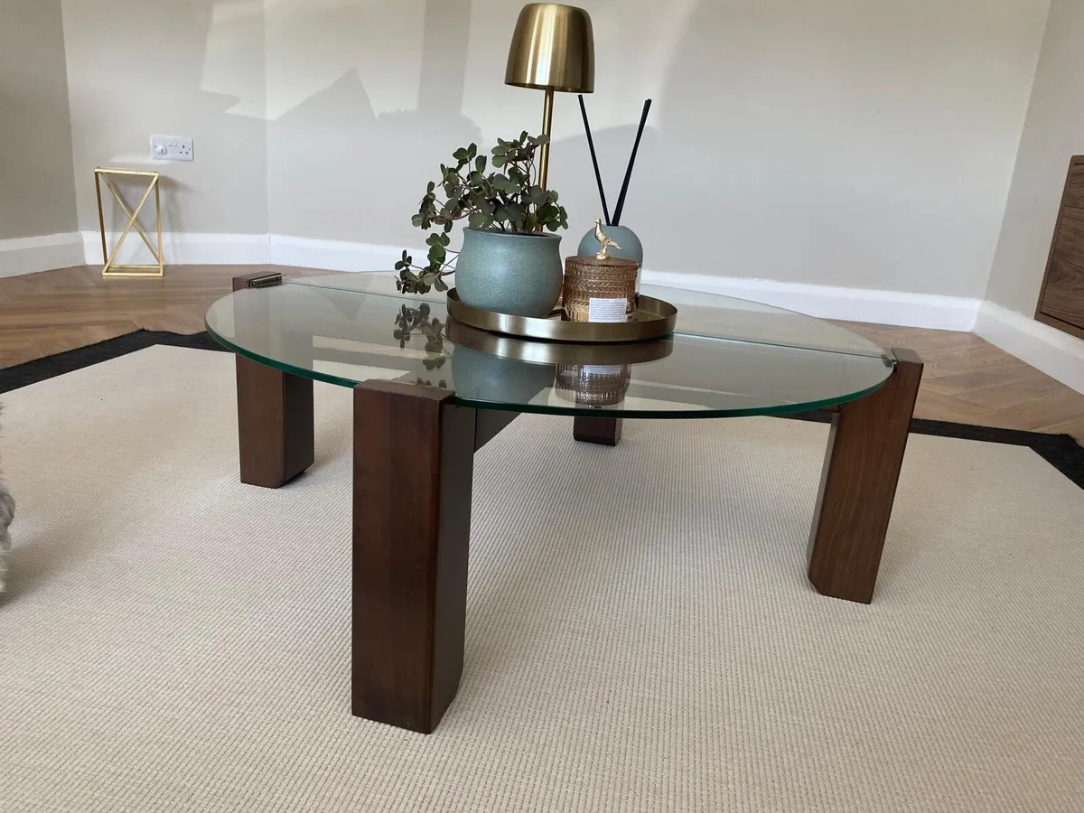 Round Glass Table - Image 2