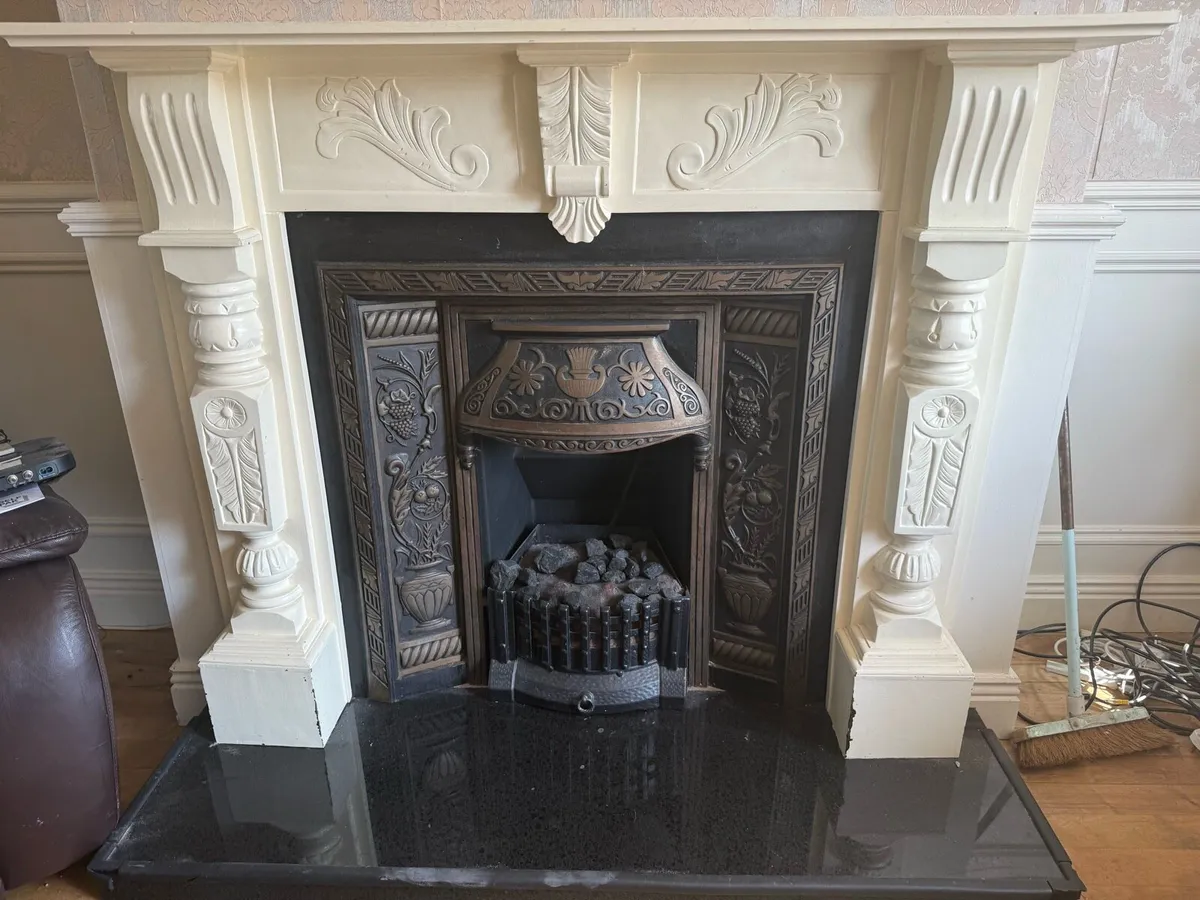 Fire place with Granite Inc - Image 1