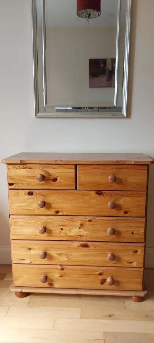 Bedroom furniture - Image 1