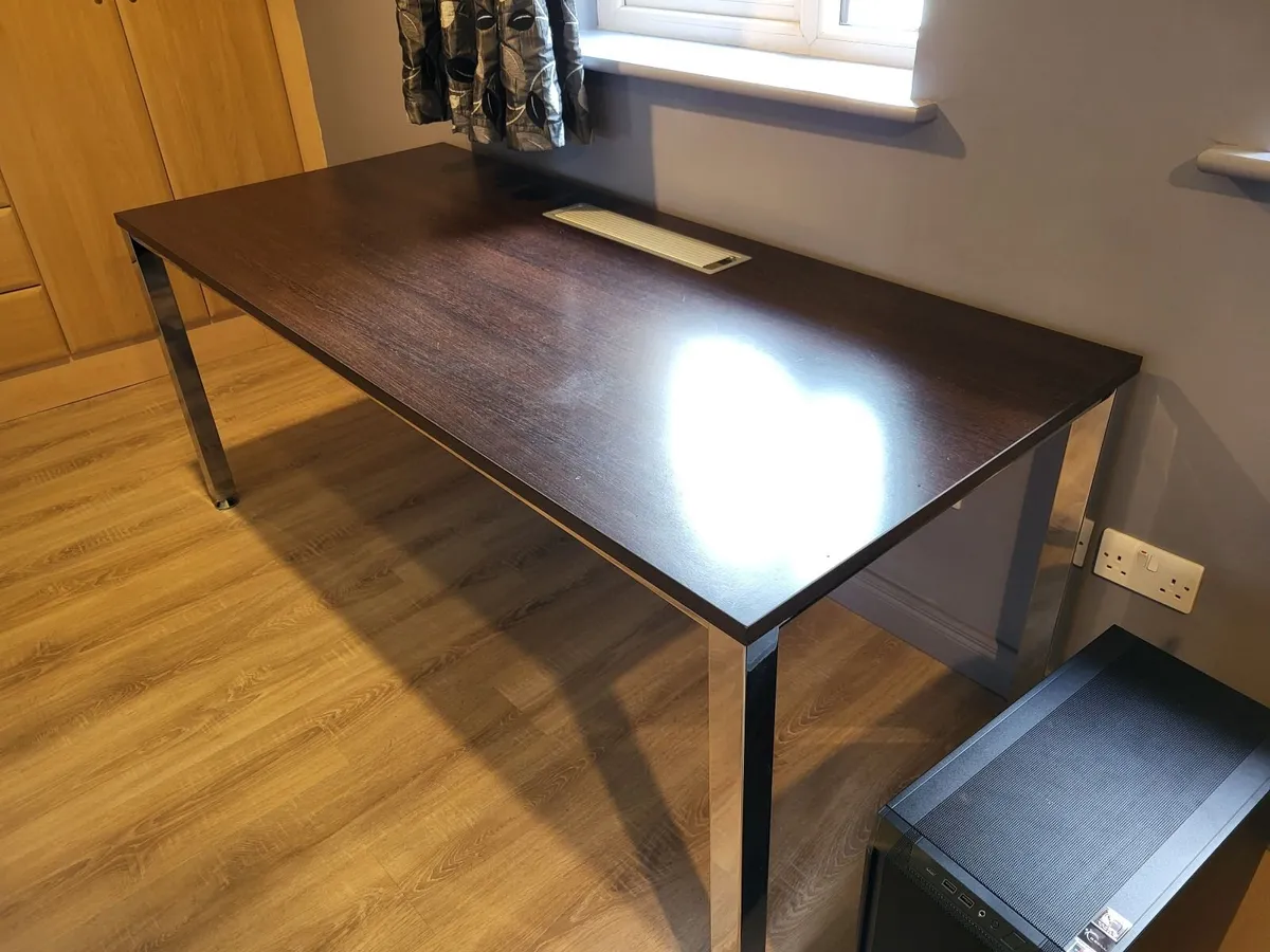 FREE Executive Desk (180x80cm) - Image 2