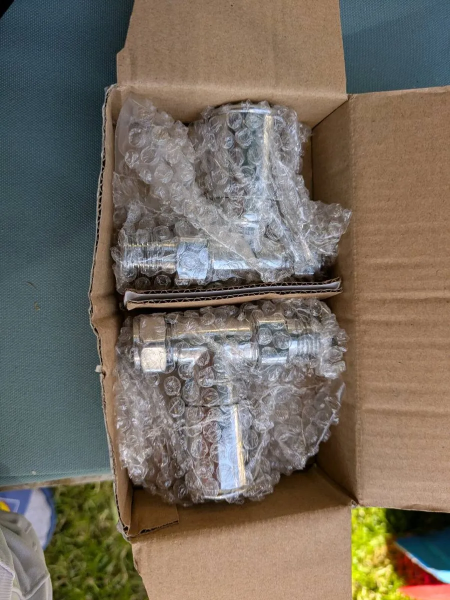 Radiator valves - Image 4