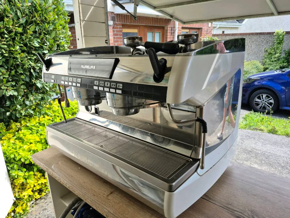 Coffee Trailer
Includes Coffee Machine
Ready to go - Image 2