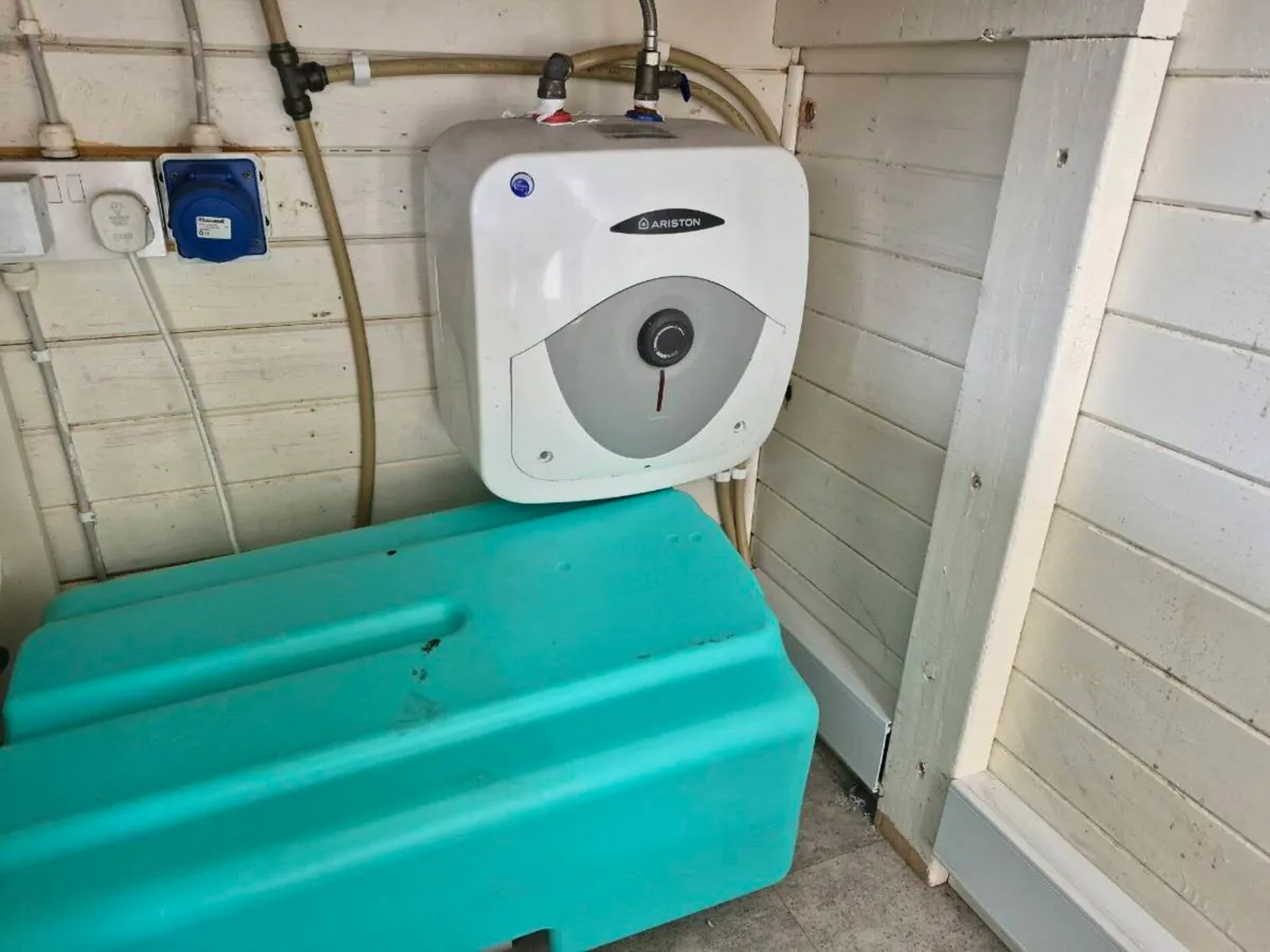 Coffee Trailer
Includes Coffee Machine
Ready to go - Image 4