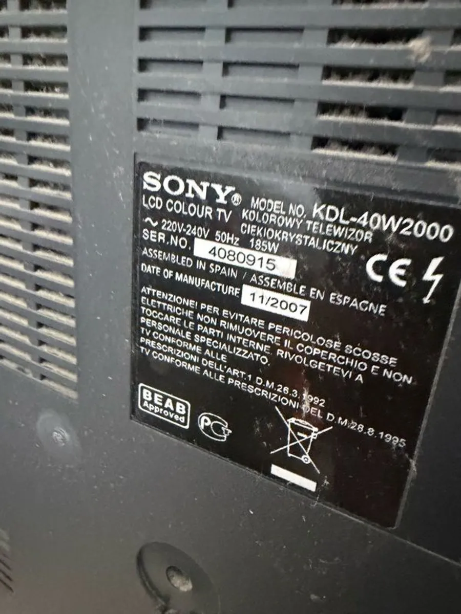 Sony Bravia 1080p 40" Tv - Not Smart - Image 2