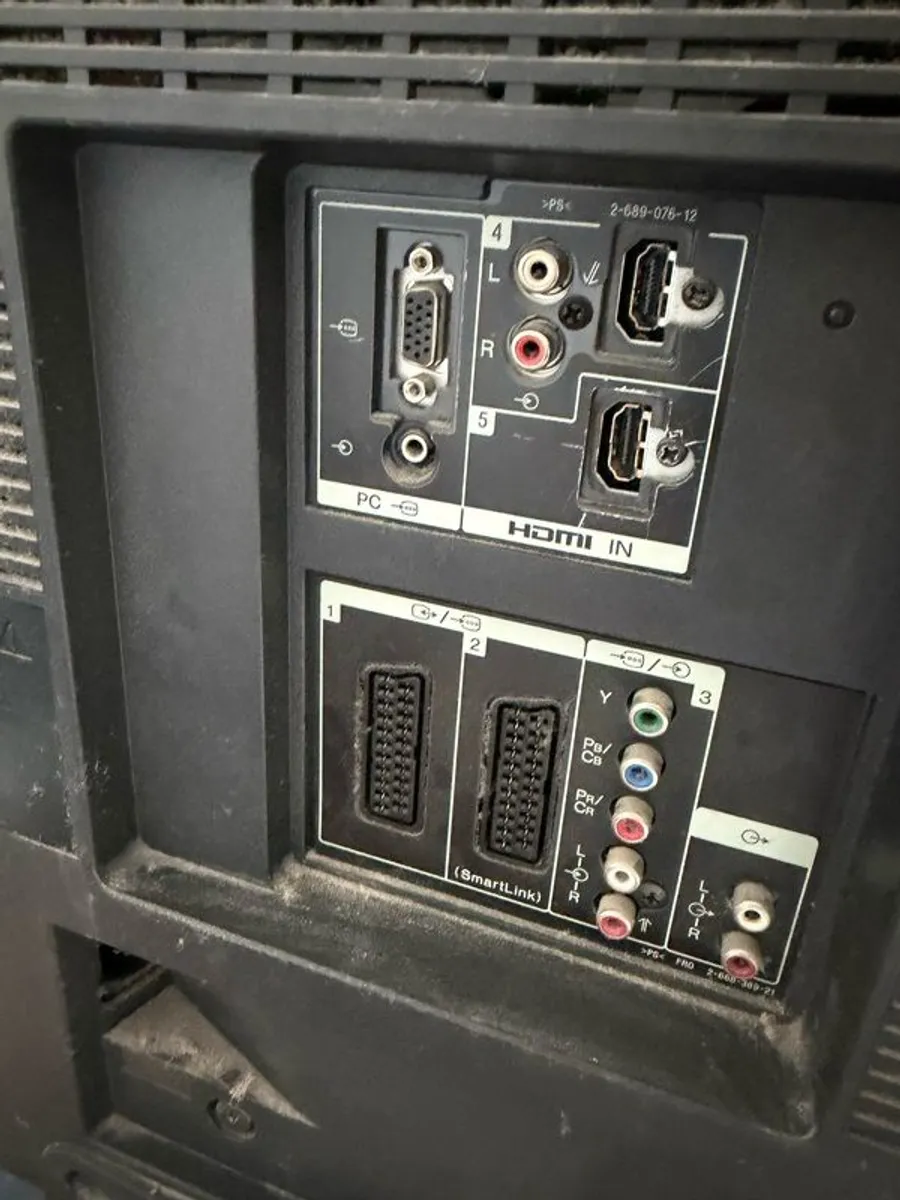 Sony Bravia 1080p 40" Tv - Not Smart - Image 3