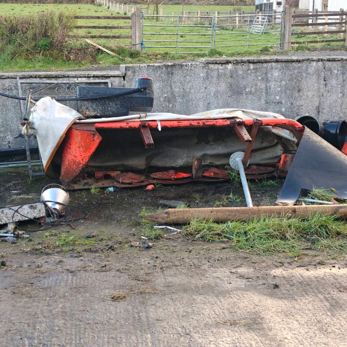 Kuhn mower for sale - Image 1